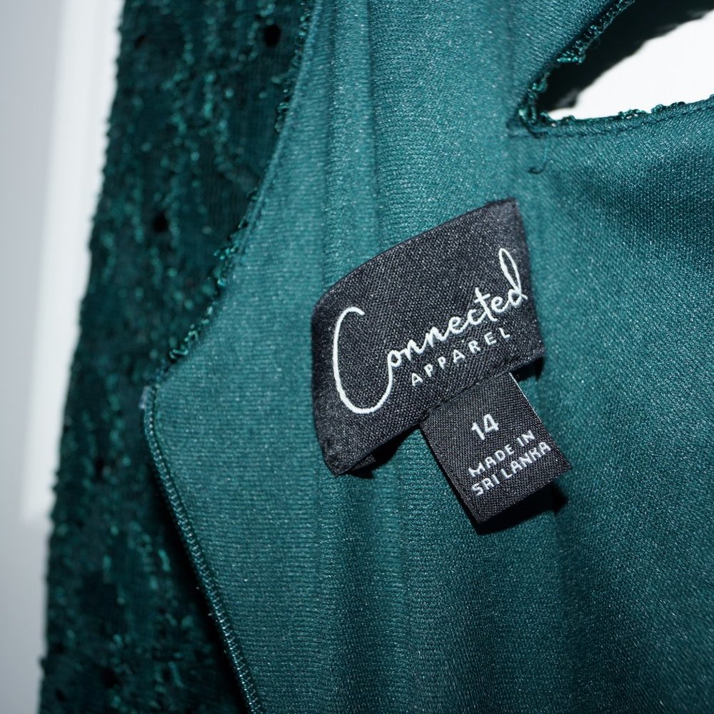 WOMEN'S FORMAL DRESS - Picture 8 of 8